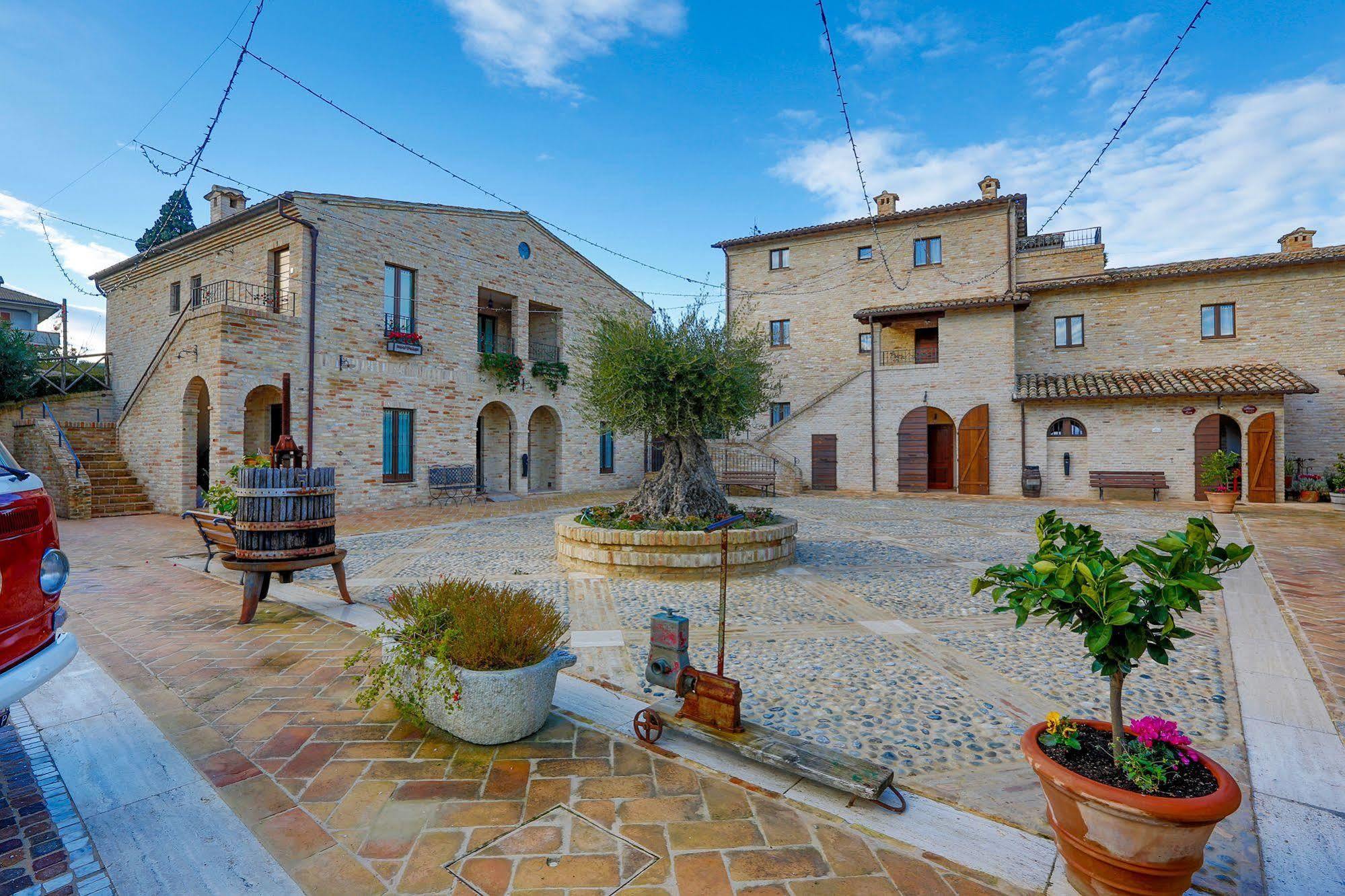 Agriturismo Il Sapore Della Luna Monteprandone Exterior photo